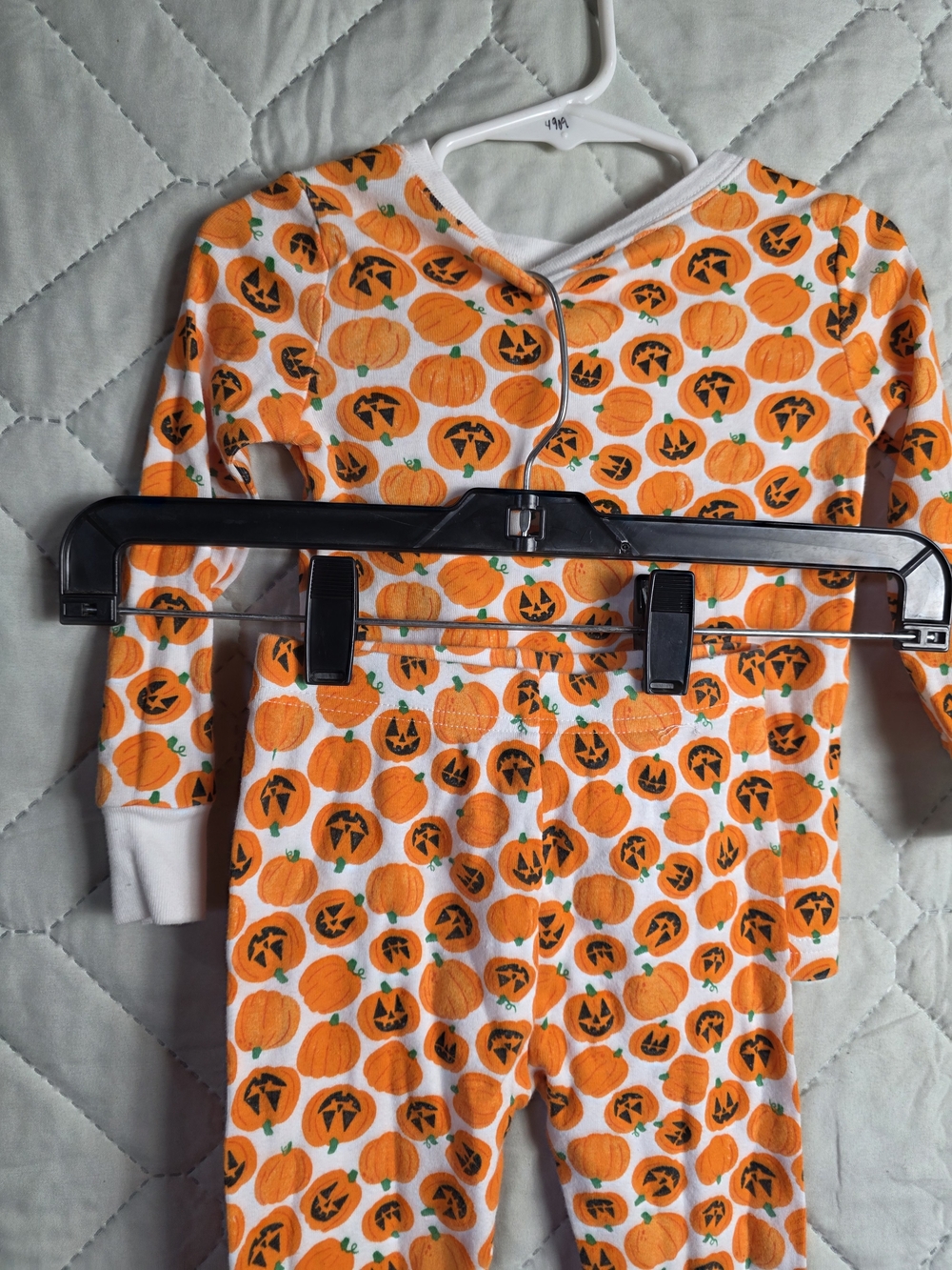 Old navy Toddler Pajamas Size 2T Halloween Pumpkins - Picture 5 of 7